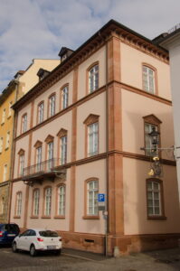 Fürstengasse 2